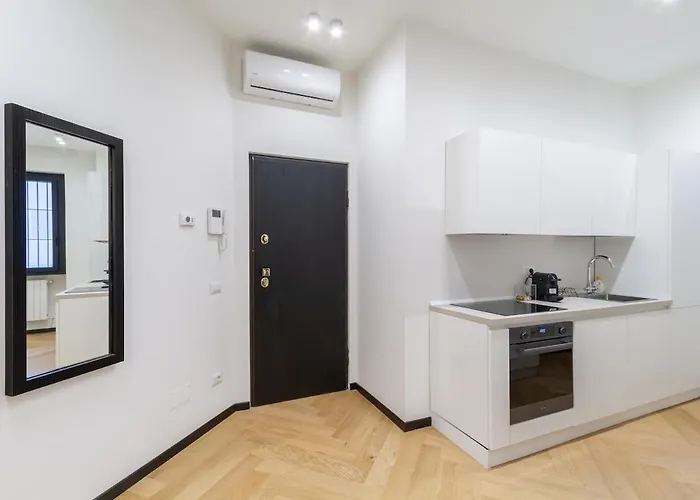 Daire Boutique Flat Steps From Duomo Milano